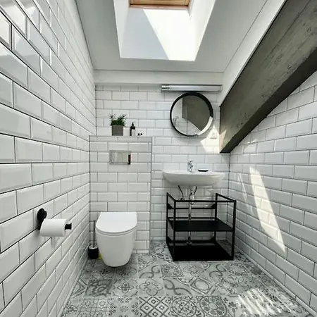 Apartment Cosy Newly Decorated Self Check-in Loft In