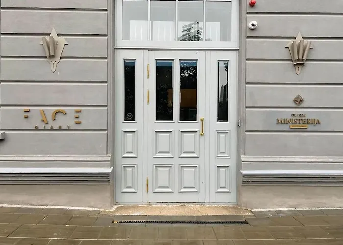 Cosy Newly Decorated Self Check-in Loft In Apartment